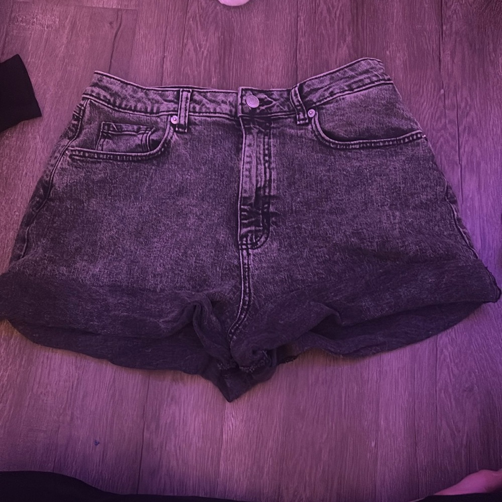 Ive had these shorts for a while but never wore them as much as i wished.